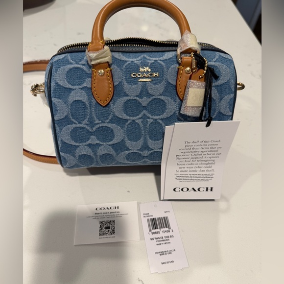 🦋New! Coach! - Picture 8 of 17